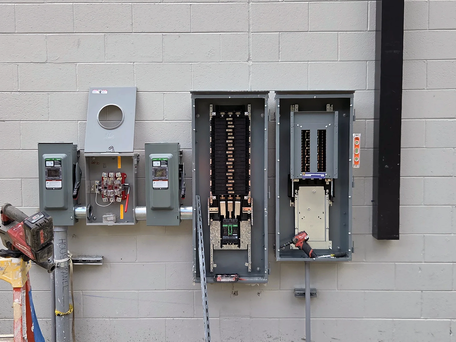 Service Equipment Build-Out